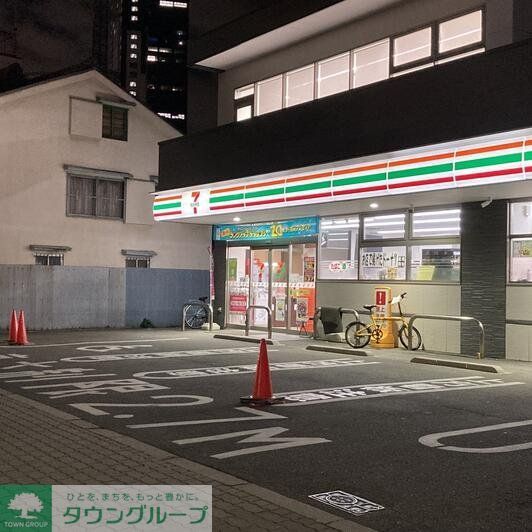 コンビニ　セブンイレブン大阪中津南店（コンビニ）まで410m