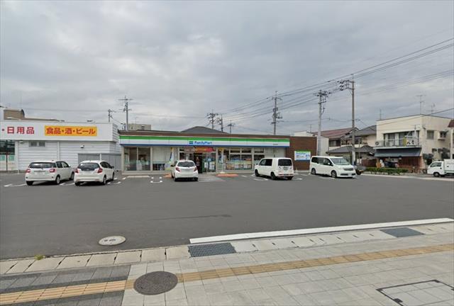 コンビニ　ファミリーマート西大寺中店（コンビニ）まで1733m