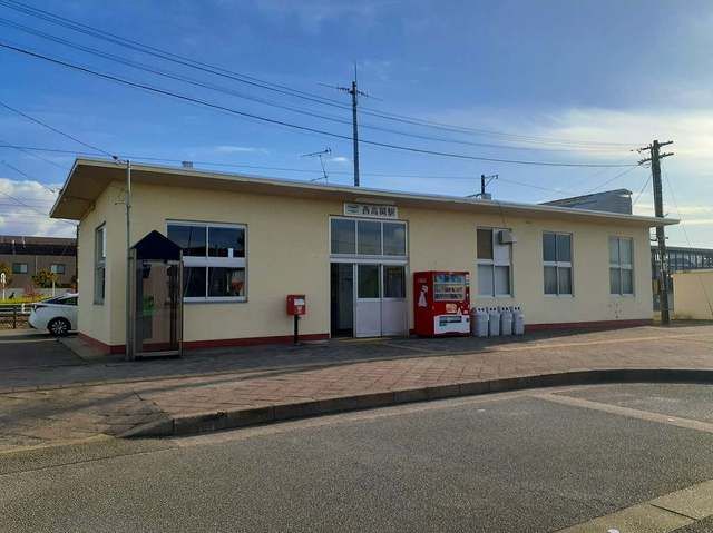 その他　あいの風とやま鉄道西高岡駅（その他）まで350m