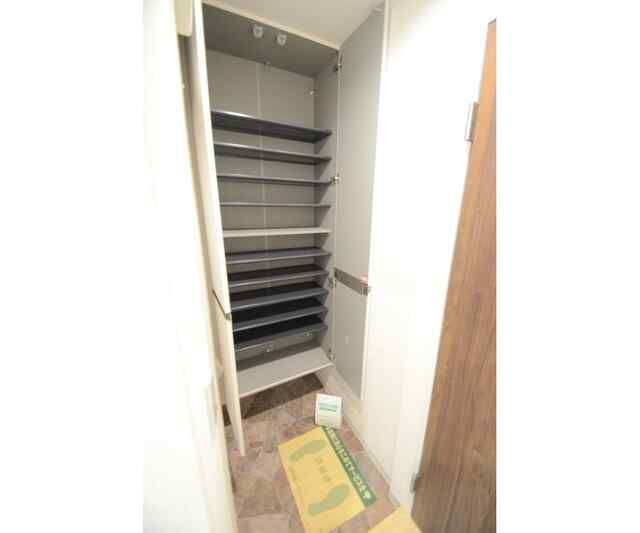 玄関　※同建物別室参照