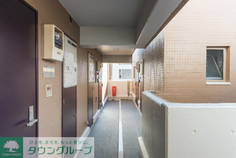 エントランス　★お問い合わせはタウンハウジングまで★