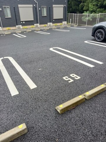 駐車場　車をお持ちの方に嬉しい駐車場付きの物件です