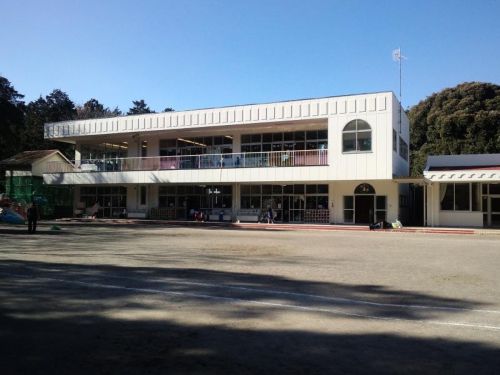 幼稚園・保育園　蔵波台さつき幼稚園（幼稚園・保育園）まで604m