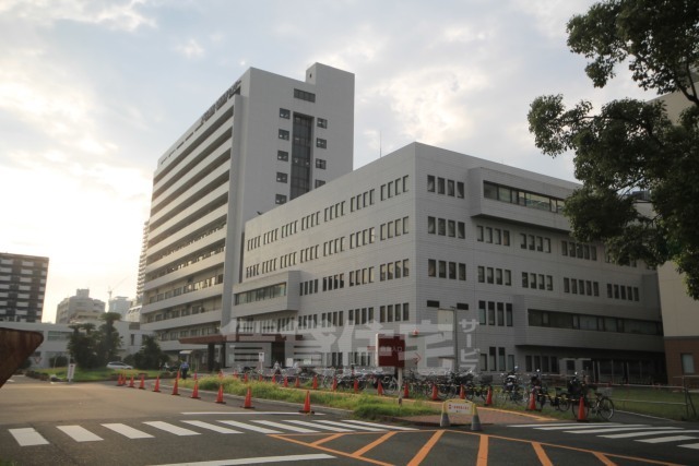 病院　国立病院機構　大阪医療センター（病院）まで1137m