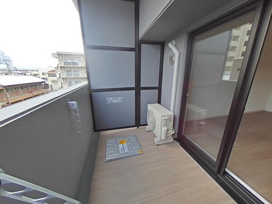 バルコニー　※別部屋の写真です