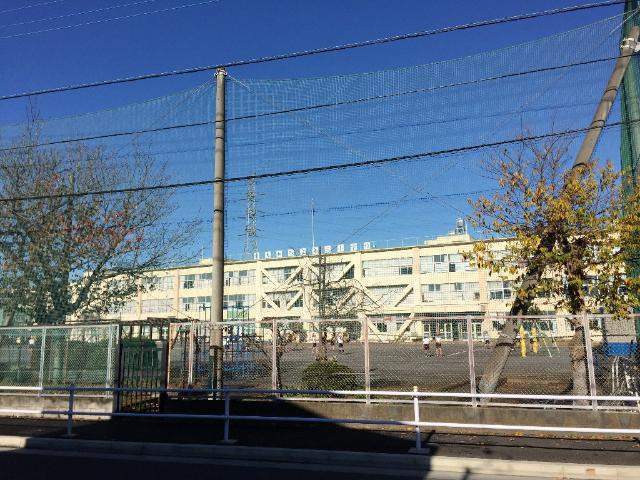小学校　東大和市立第三小学校（小学校）まで722m
