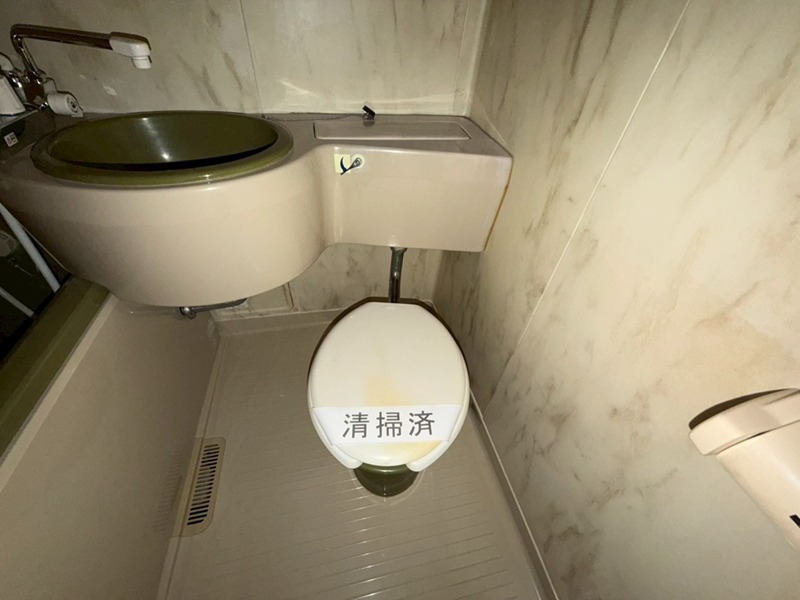 トイレ　別部屋参考写真