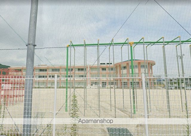 小学校　和木小学校（小学校）まで243m
