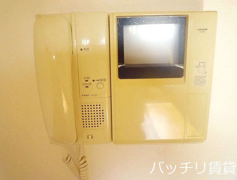 セキュリティ　画像は別号室タイプの為、現状を優先致します。