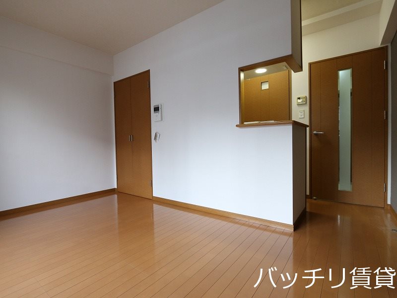 居室・リビング　画像は別号室タイプの為、現状を優先致します。