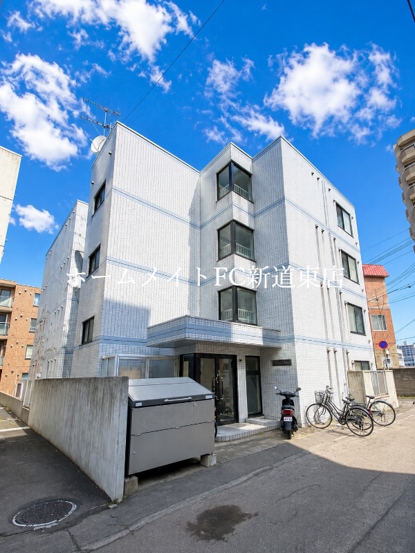 建物外観　建物外観