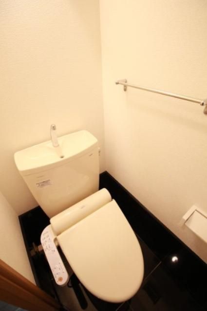 トイレ　（別タイプ参考写真）クレールアスカ　北区豊島2
