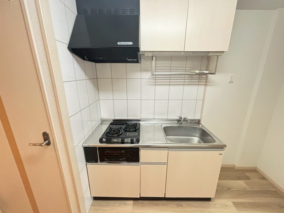 キッチン　※別部屋の写真です