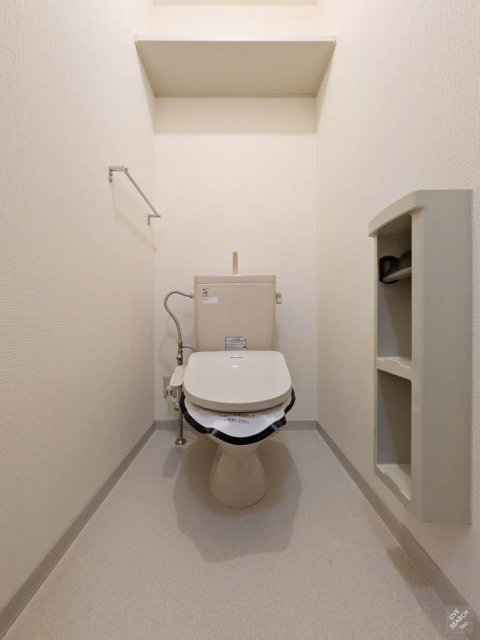 エスト芦屋Bのトイレ写真