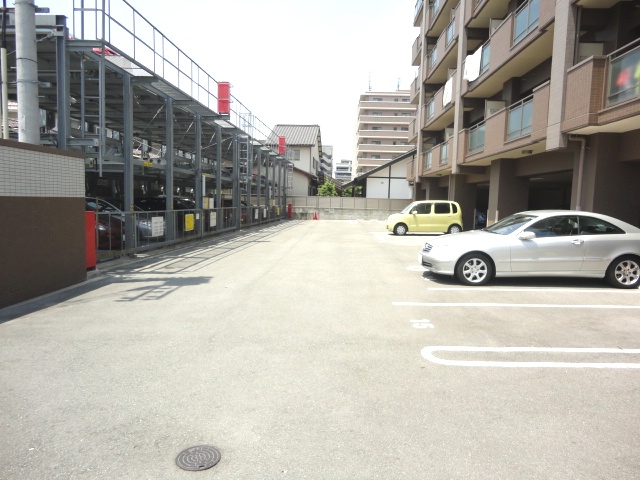 駐車場　駐車場です