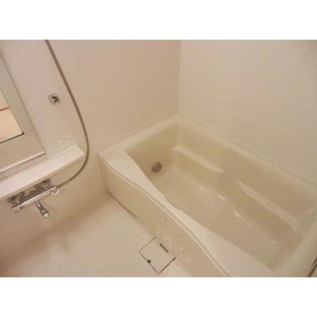 バス・シャワールーム　※写真は同タイプ住戸です。