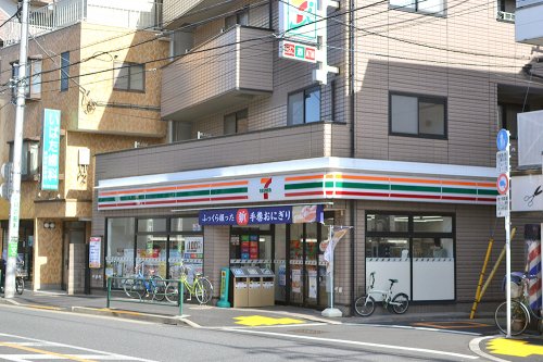 コンビニ　セブンイレブン 杉並成田東1丁目店（コンビニ）まで583m