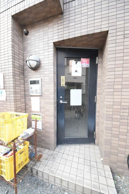 エントランス　★お部屋探しは株式会社タウンハウジング東京まで★