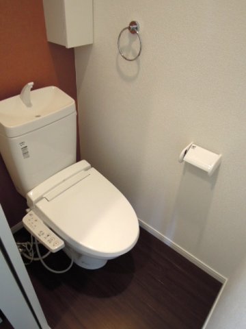トイレ　コンパクトで使いやすいトイレです