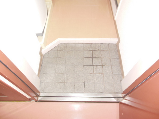 ＪＲ相模線 南橋本駅 徒歩3分 5階建 築39年の玄関写真
