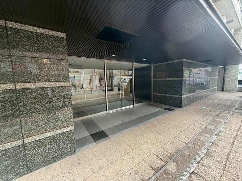 ＪＲ京浜東北線 川崎駅 徒歩5分 13階建 築23年の外観写真