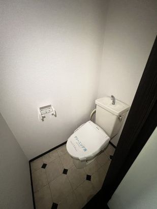 トイレ　別部屋参考写真