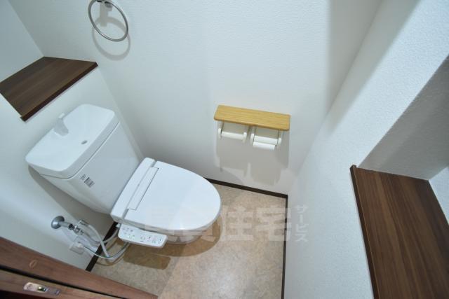地下鉄御堂筋線 北花田駅 徒歩5分 14階建 築10年のトイレ写真