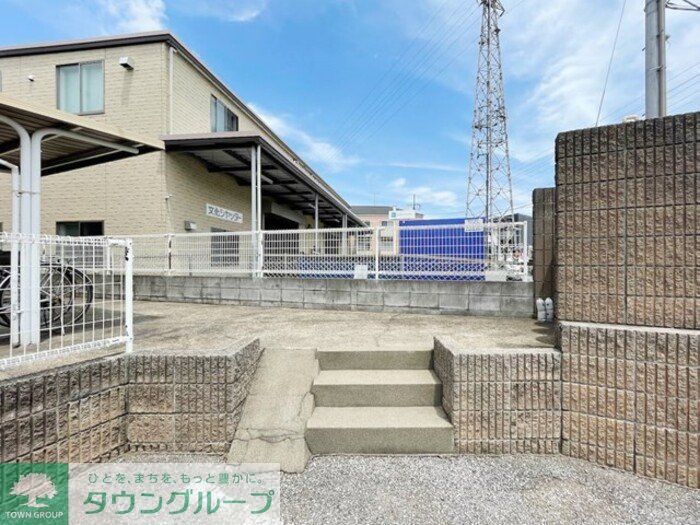 エントランス　お問合せはタウンハウジングまで！※現地待合わせ相談可能
