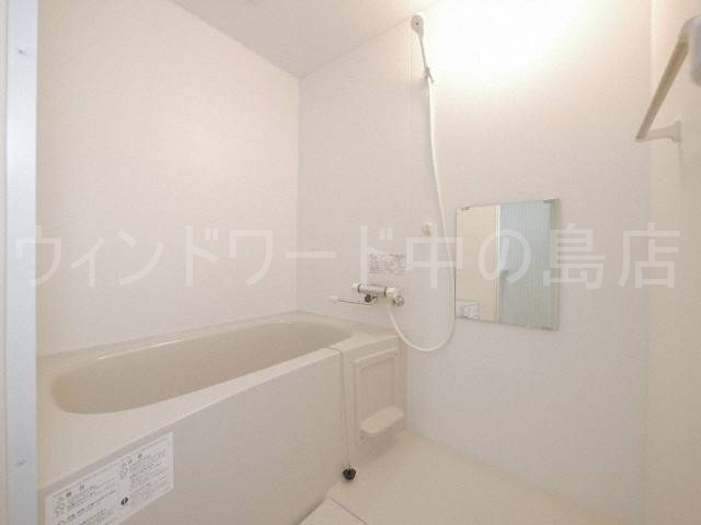 バス・シャワールーム　詳細は、ウィンドワード中の島店までご相談下さい。