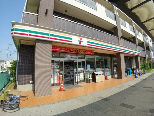 コンビニ　セブンイレブン飯山満駅前店（コンビニ）まで516m