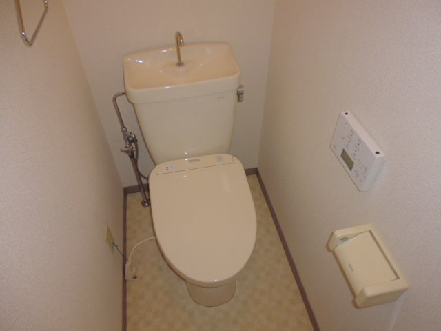 水島臨海鉄道 水島駅 徒歩17分 2階建 築32年のトイレ写真