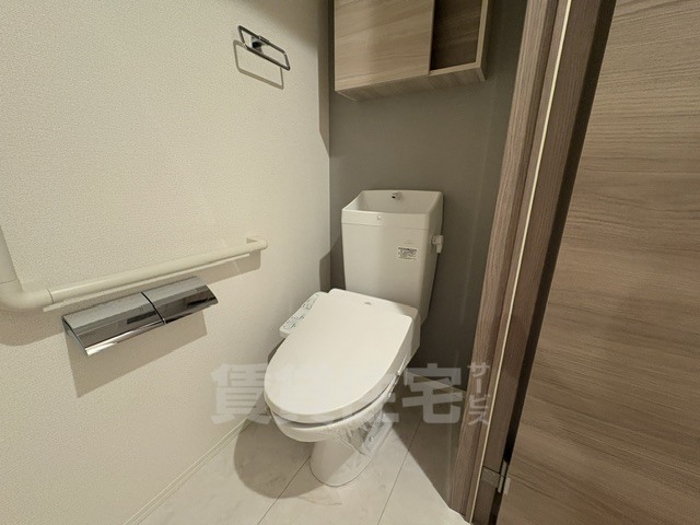 北大阪急行 江坂駅 徒歩6分 3階建 築3年のトイレ写真