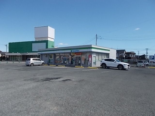 コンビニ　ファミリーマート水戸若宮店（コンビニ）まで170m