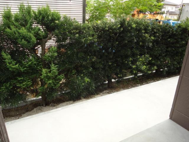 バルコニー　専用庭