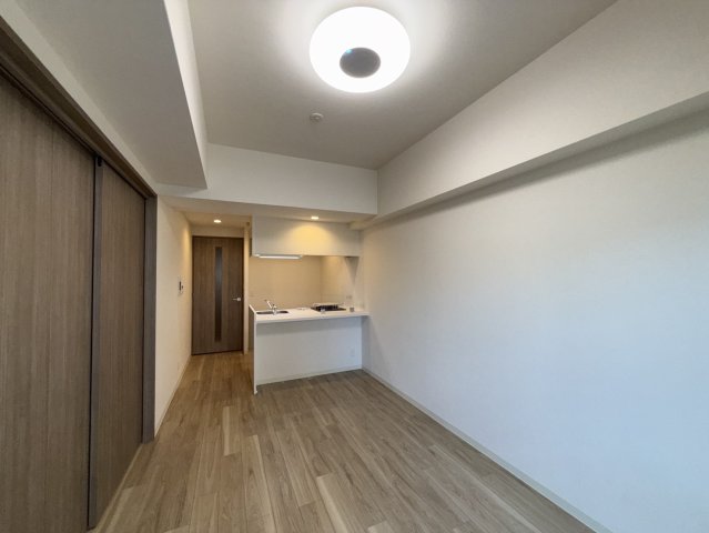 居室・リビング　同物件別部屋写真