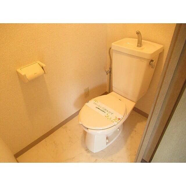 トイレ　※同仕様写真
