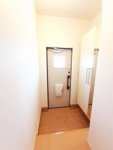 ベレーザBの玄関写真
