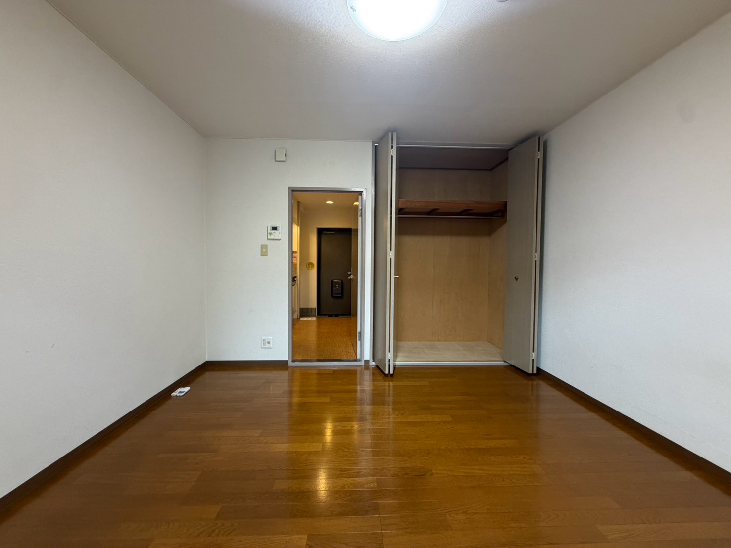 セレッソコンドミニオの居間写真