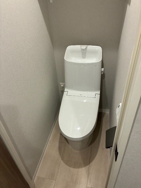 トイレ　写真は同タイプ住居です。