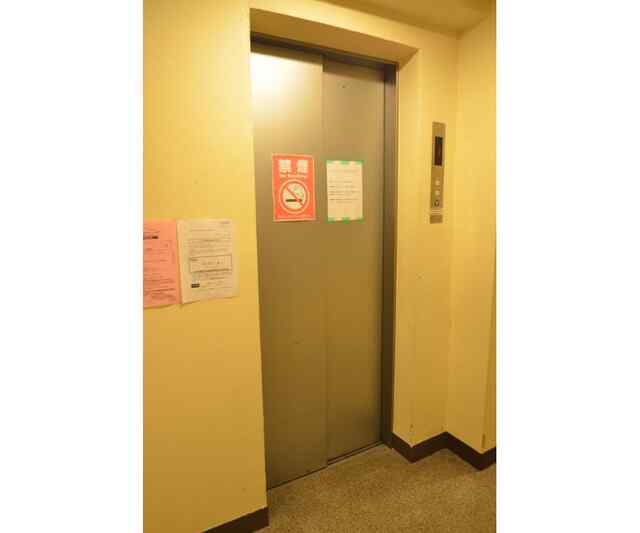 ＪＲ山手線 御徒町駅 徒歩3分 6階建 築56年の外観写真