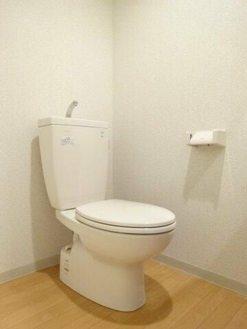 西武池袋線 所沢駅 徒歩5分 3階建 築19年のトイレ写真
