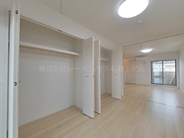 収納　同物件上階参考写真