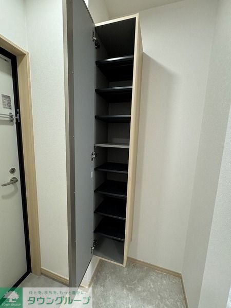 luxe西川口の玄関写真