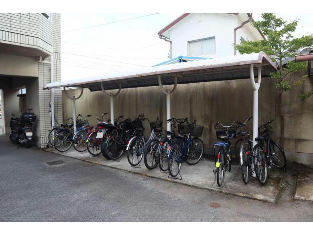 石川マンション5の外観写真