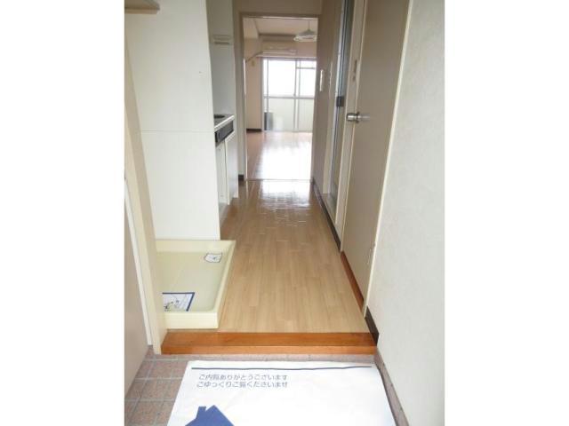 石川マンション5の玄関写真
