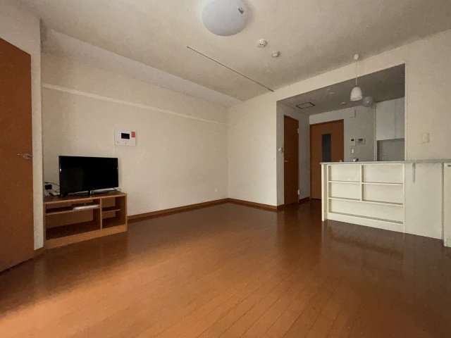 レオパレスノワールIIの居間写真