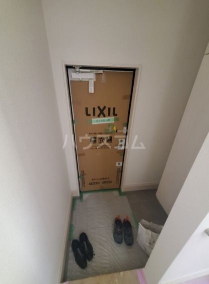 グランソフィア曽谷一丁目 A -の玄関写真