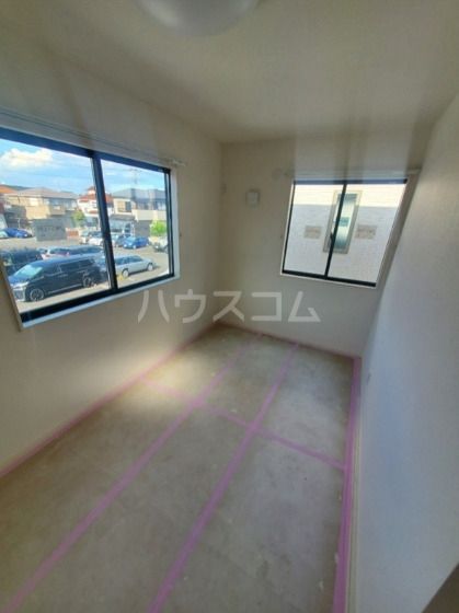 グランソフィア曽谷一丁目 A -の居間写真