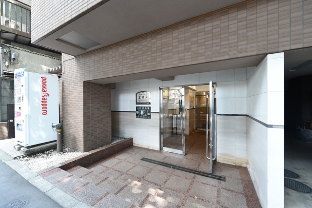 東急世田谷線 下高井戸駅 徒歩6分 9階建 築29年の外観写真