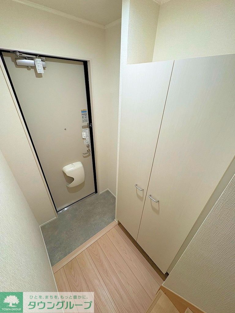 レトアール小山の玄関写真